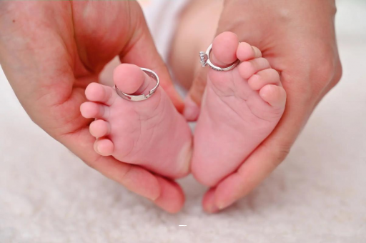 包生男孩正规公司六个月宝宝退烧小妙招